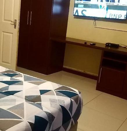 Tshukudu E Ntsho Bed & Breakfast Mogwase Ngoại thất bức ảnh